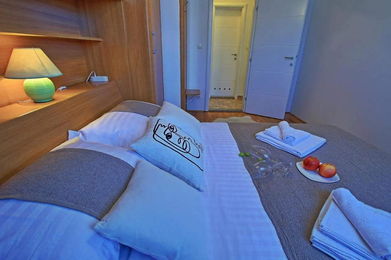 Apartment Apartman Jelena Kastela