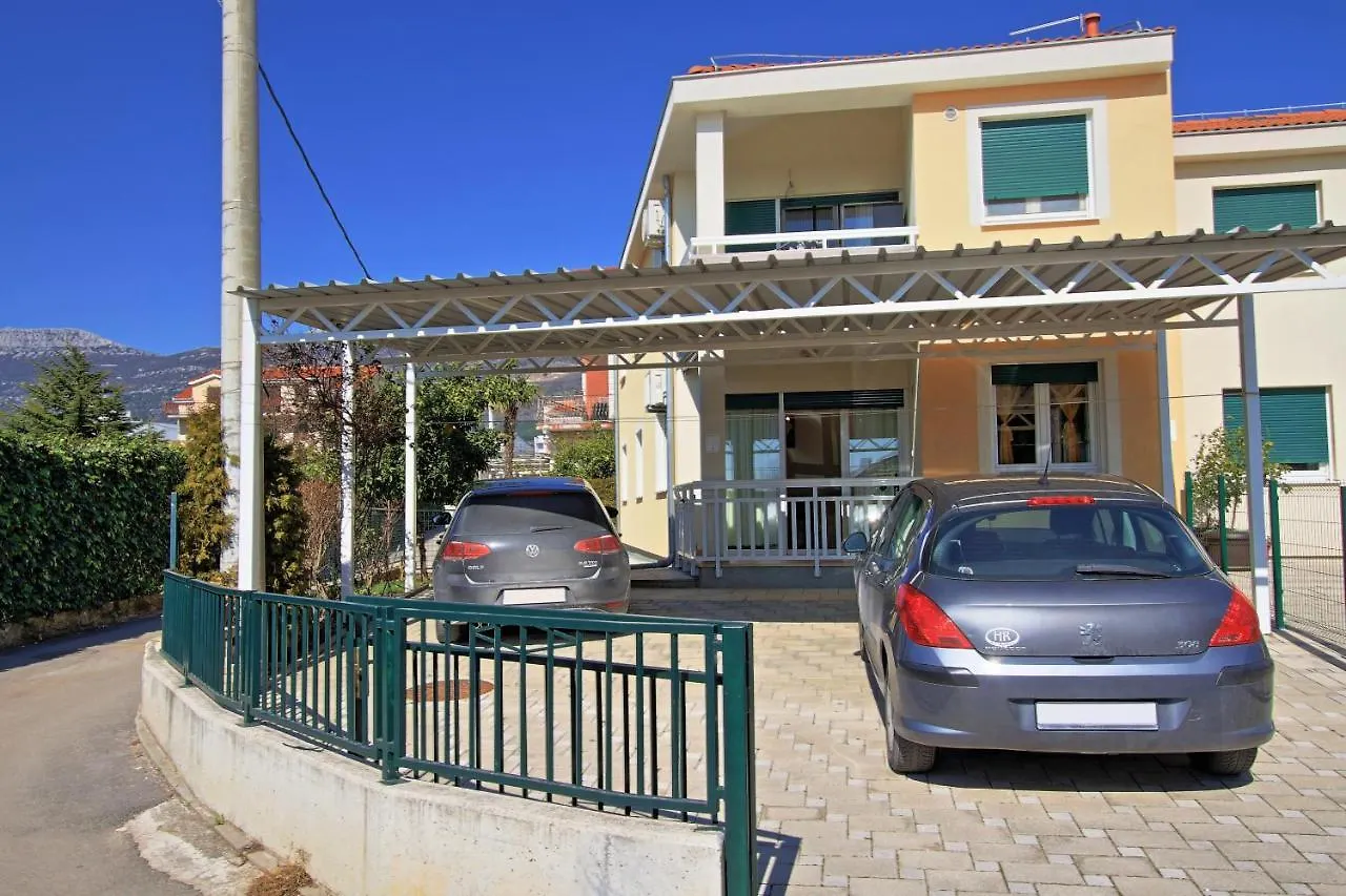 Apartment Apartman Jelena Kastela